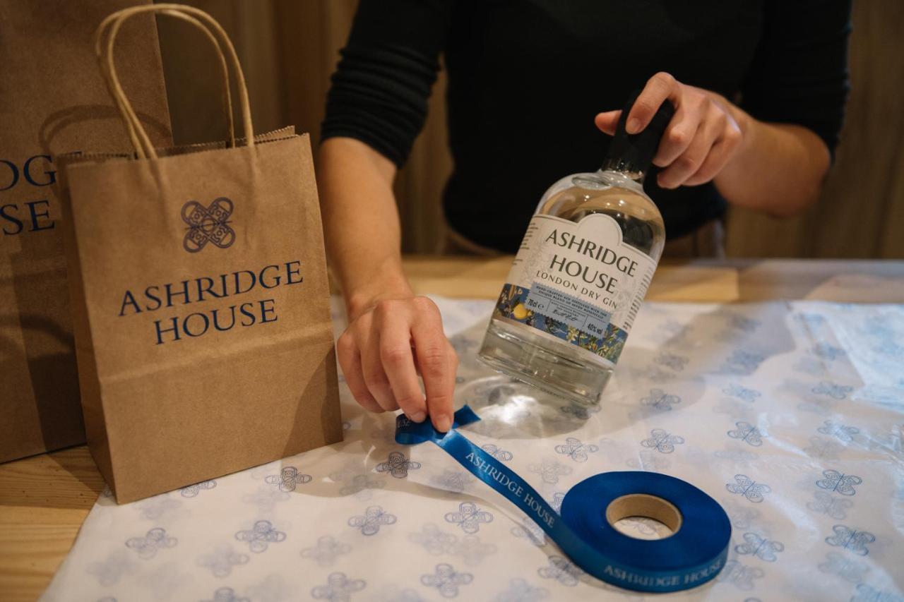 ホテルAshridge House バークハムステッド エクステリア 写真